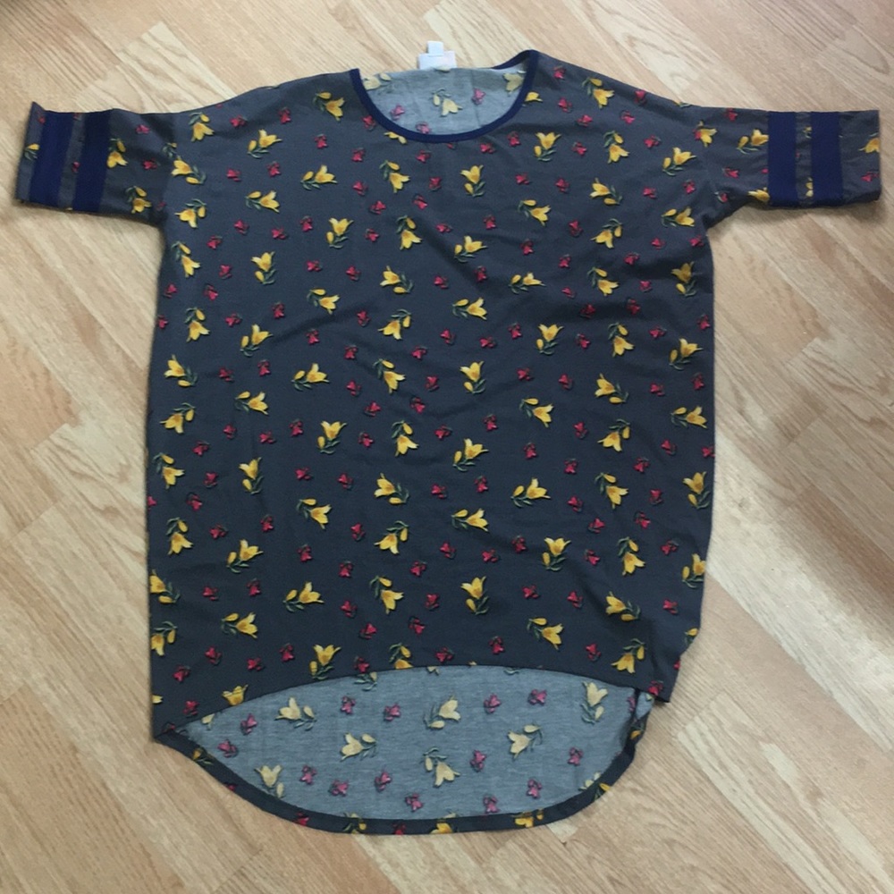 XXS Lularoe Irma
